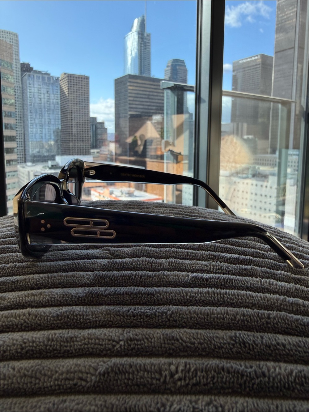 Gentle Monster Sunglasses - Picture 2 of 9